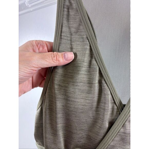 Lululemon Tank Top Mesh Back V Neck in Olive Green Size XS - Picture 4 of 8